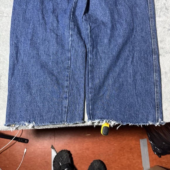 Levis 94 Baggy Jeans Womens 28x32 Blue Denim Cargo Y2K 90s Grunge Raw‎ Hem - Picture 3 of 13